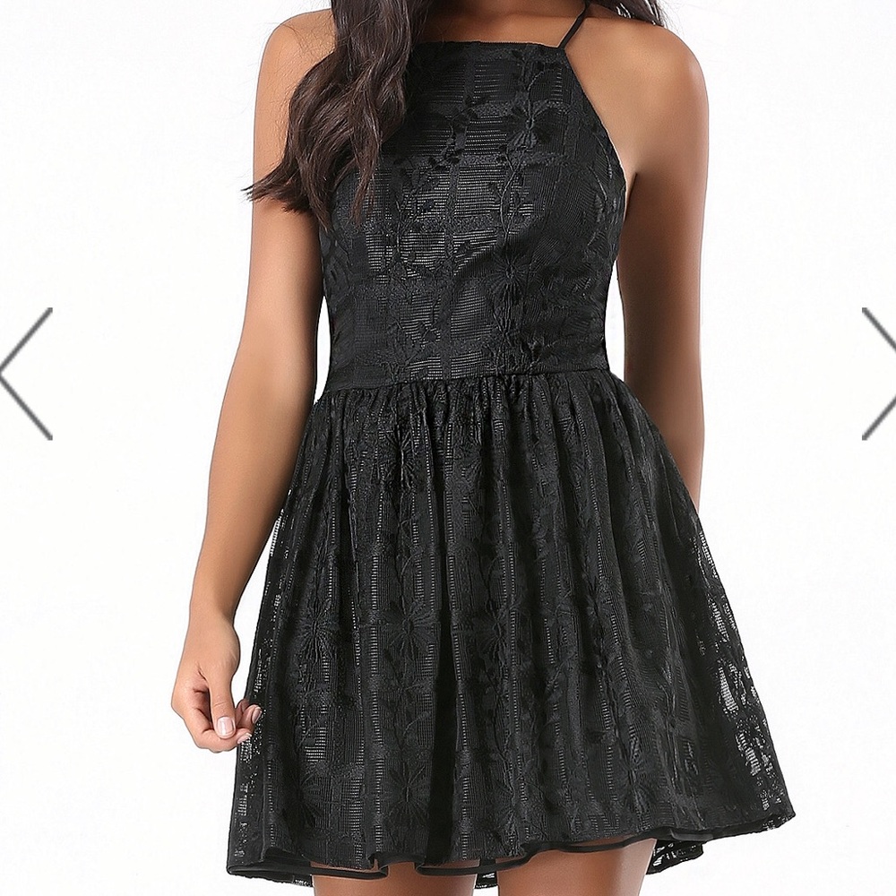BEBE EMBROIDERED CHECK MESH FIT FLARED DRESS S 10